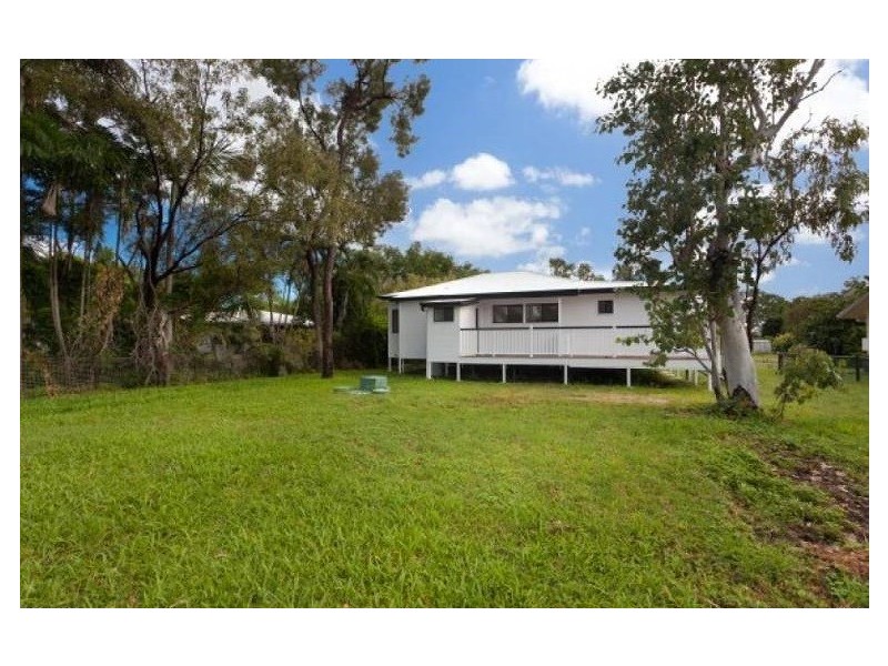 9 Fanning Court, Balgal Beach QLD 4816