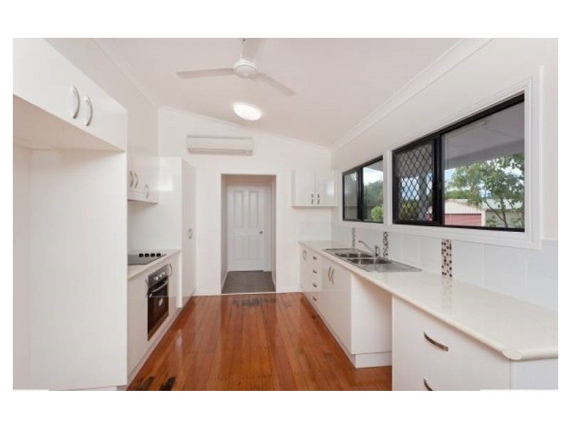 9 Fanning Court, Balgal Beach QLD 4816