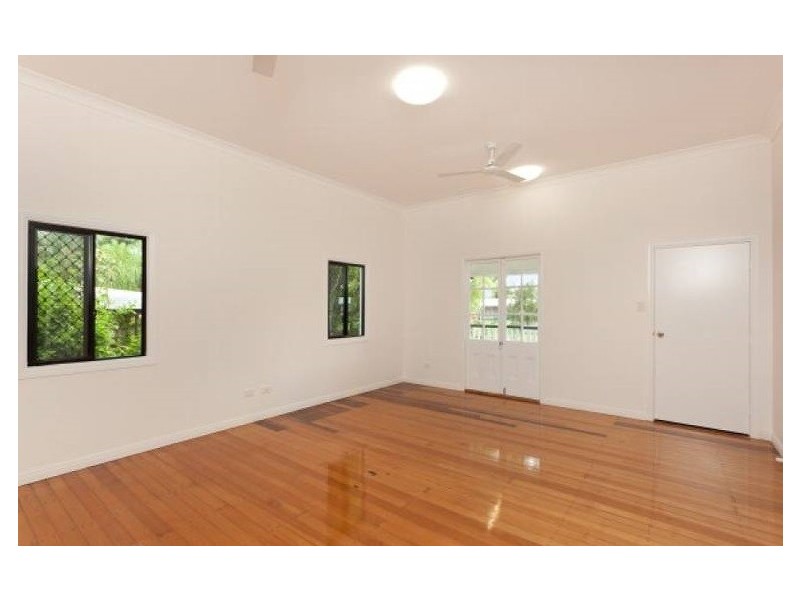 9 Fanning Court, Balgal Beach QLD 4816