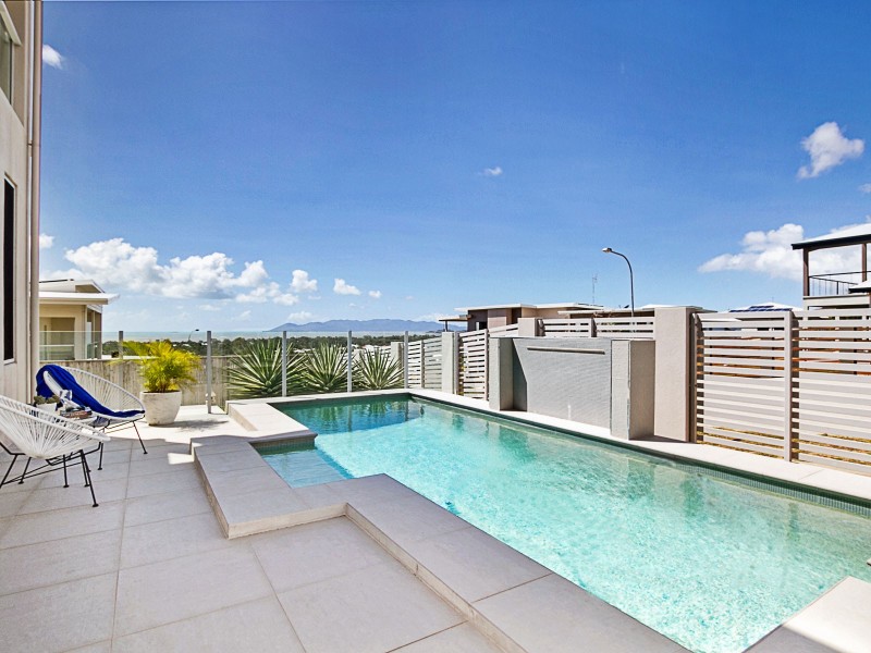 122 Goicoechea Drive, Bushland Beach QLD 4818