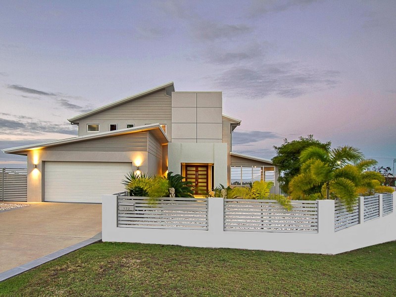 122 Goicoechea Drive, Bushland Beach QLD 4818