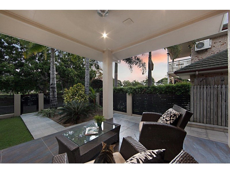 1 Escott Place, Annandale QLD 4814