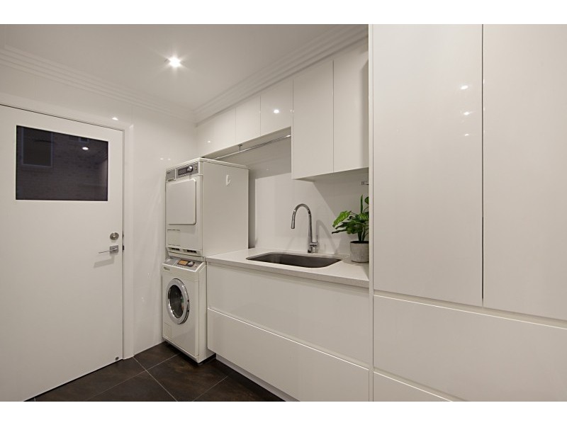 1 Escott Place, Annandale QLD 4814