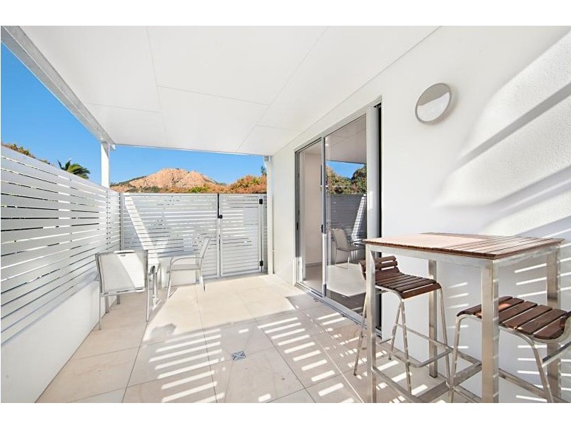 1/62 The Strand, North Ward QLD 4810