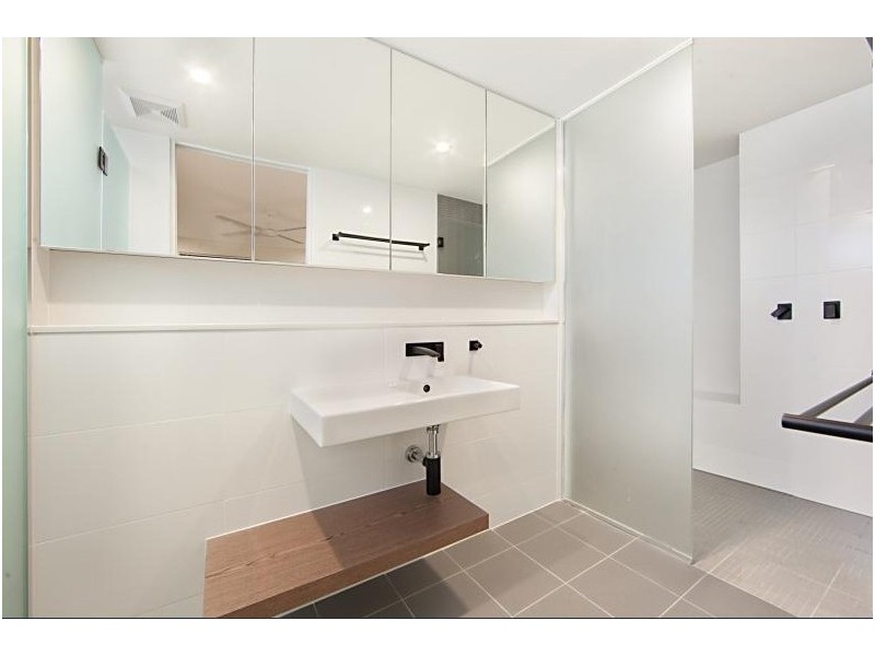 1/62 The Strand, North Ward QLD 4810