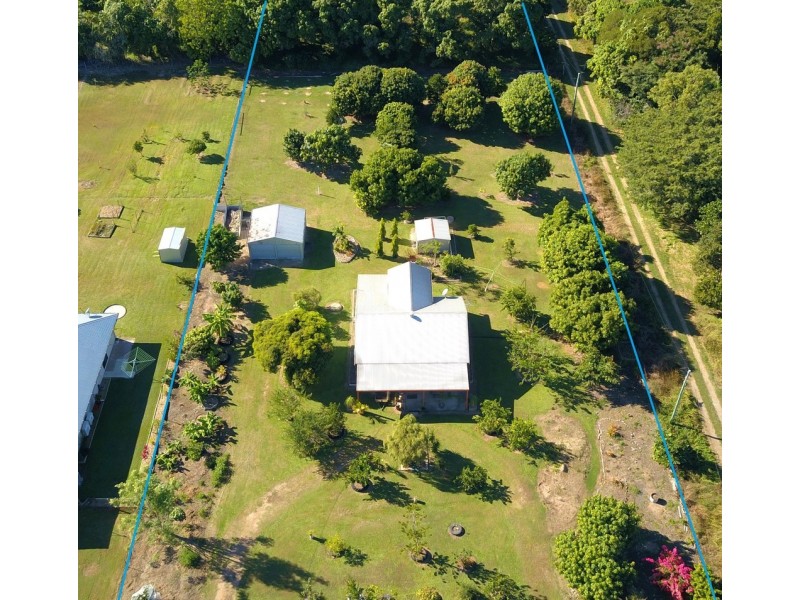 153 Balgal Beach Road, Balgal Beach QLD 4816