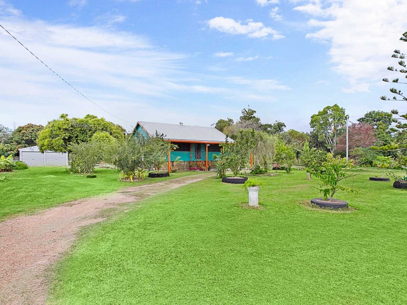 153 Balgal Beach Road, Balgal Beach QLD 4816