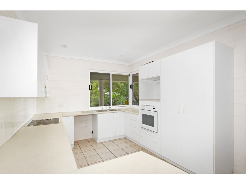 31 Borton Street, Balgal Beach QLD 4816