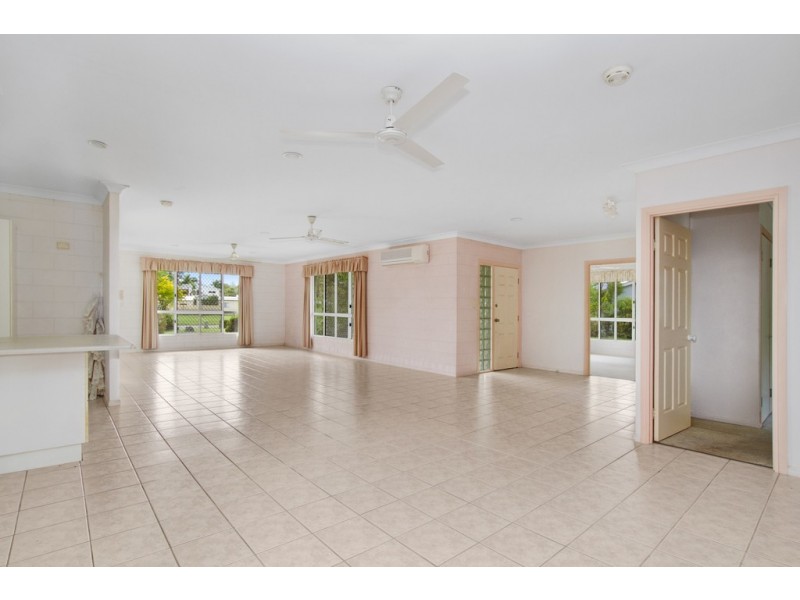 31 Borton Street, Balgal Beach QLD 4816