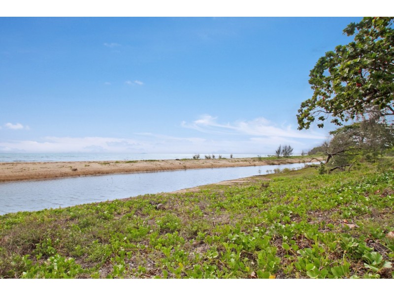 31 Borton Street, Balgal Beach QLD 4816