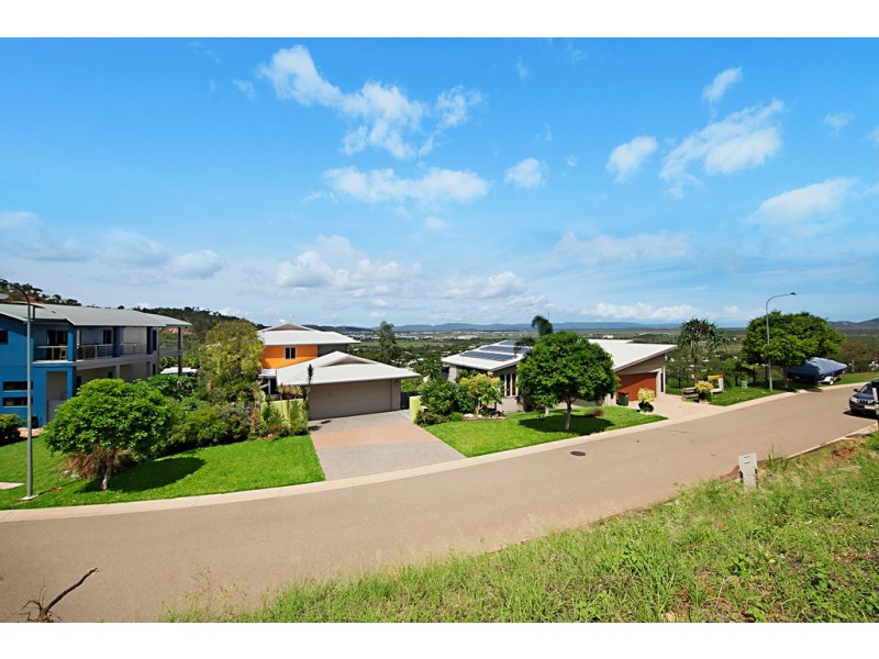 58 Yarrawonga Drive, Castle Hill QLD 4810