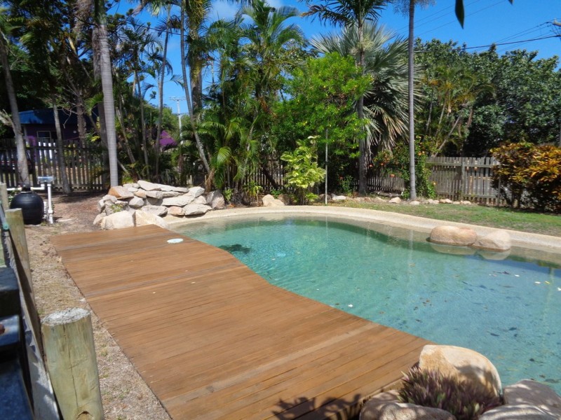 108 Sooning Street, Nelly Bay QLD 4819