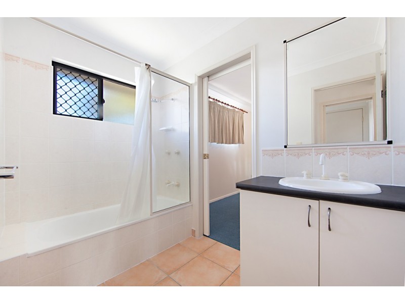 17 Riley Circuit, Kirwan QLD 4817