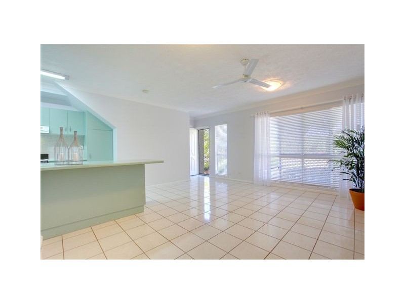 3/4 Stuart Street, North Ward QLD 4810