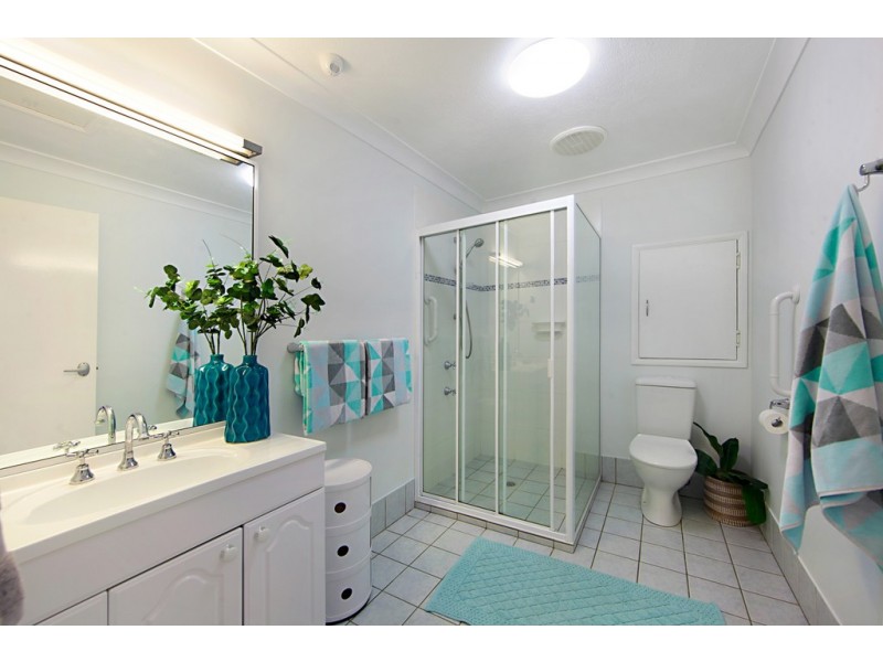 69 Overton Circuit, Kirwan QLD 4817