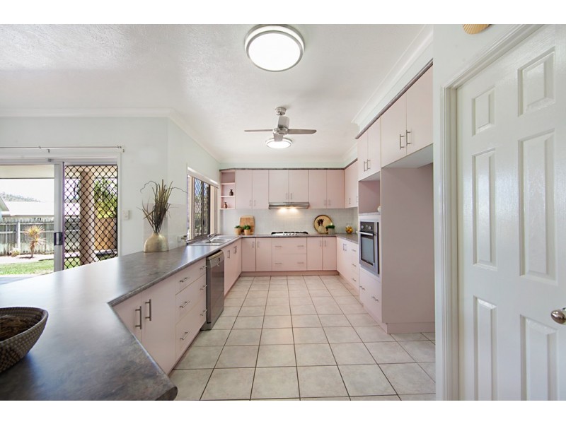 69 Overton Circuit, Kirwan QLD 4817