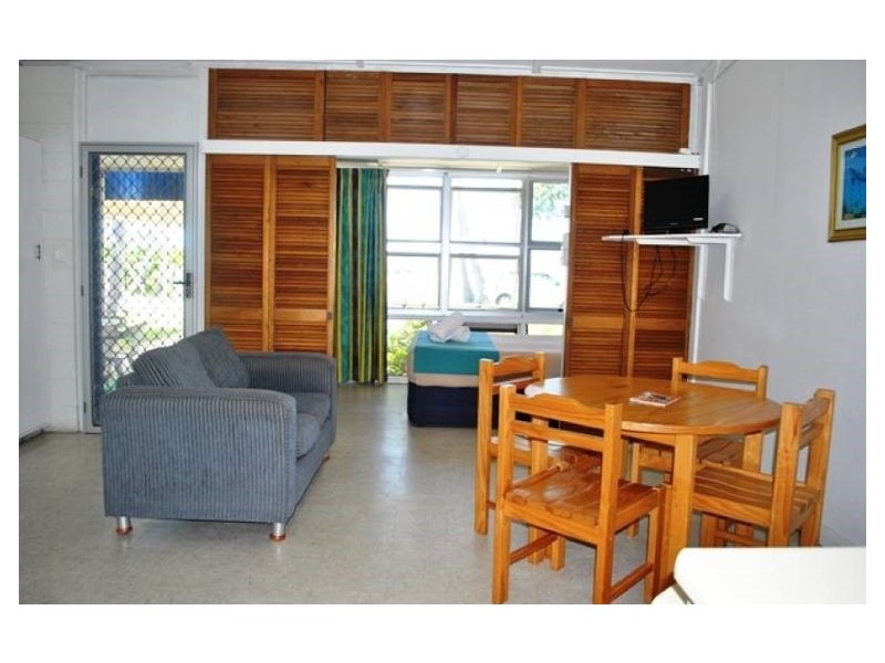 2/14-15 The Esplanade, Nelly Bay QLD 4819