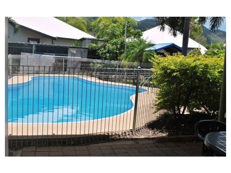 2/14-15 The Esplanade, Nelly Bay QLD 4819