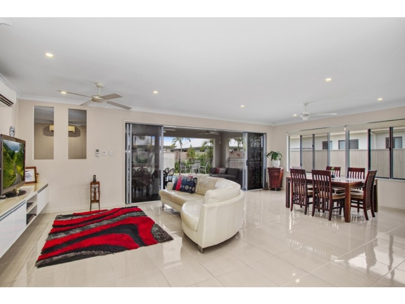 8 Saba Street, Burdell QLD 4818