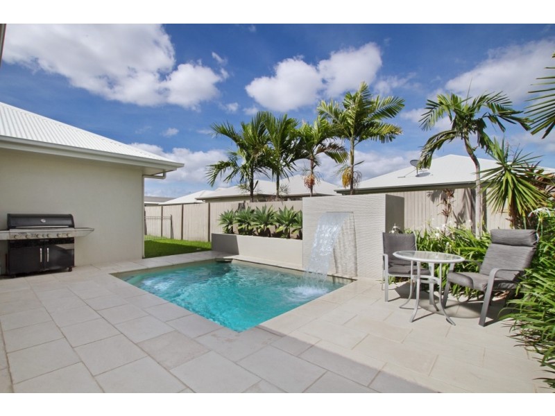 8 Saba Street, Burdell QLD 4818