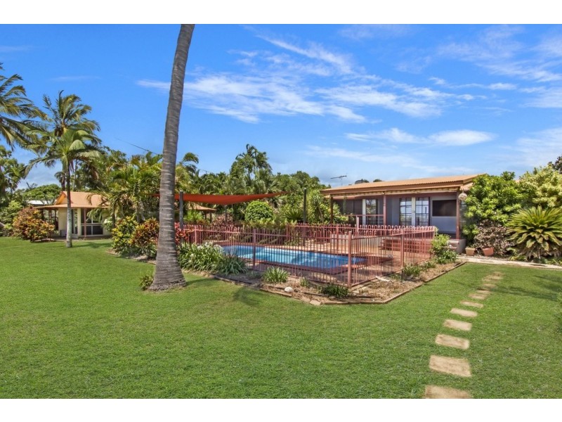 37 Esplanade, Balgal Beach QLD 4816