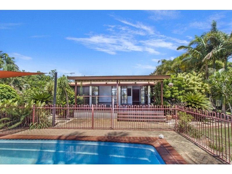 37 Esplanade, Balgal Beach QLD 4816