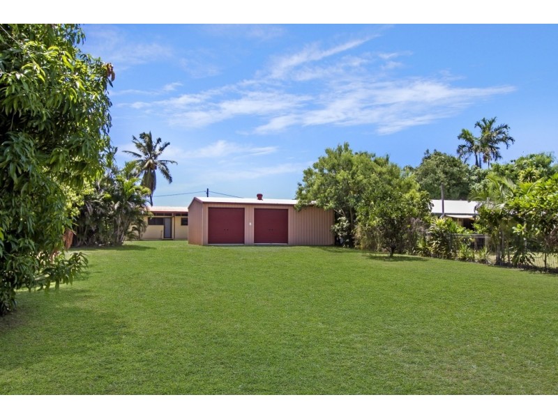 37 Esplanade, Balgal Beach QLD 4816