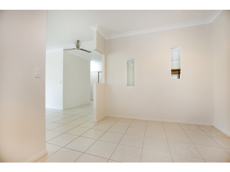 8 Bathurst Way, Mount Louisa QLD 4814