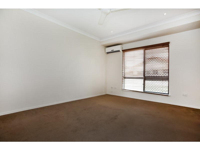 8 Bathurst Way, Mount Louisa QLD 4814