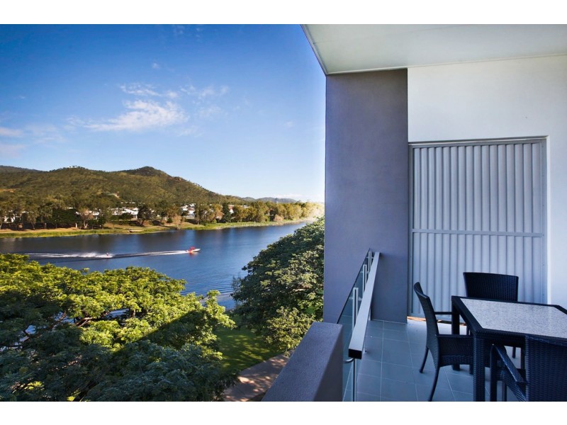 127/1a Sporting Drive, Thuringowa Central QLD 4817