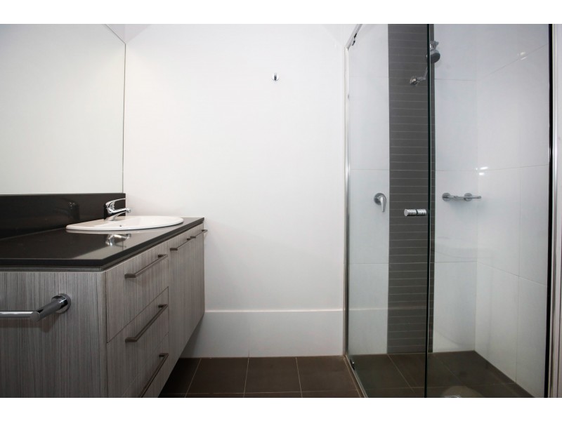 127/1a Sporting Drive, Thuringowa Central QLD 4817