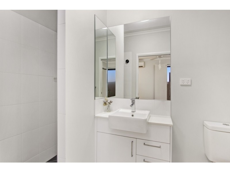 20 Rowley Place, Burdell QLD 4818