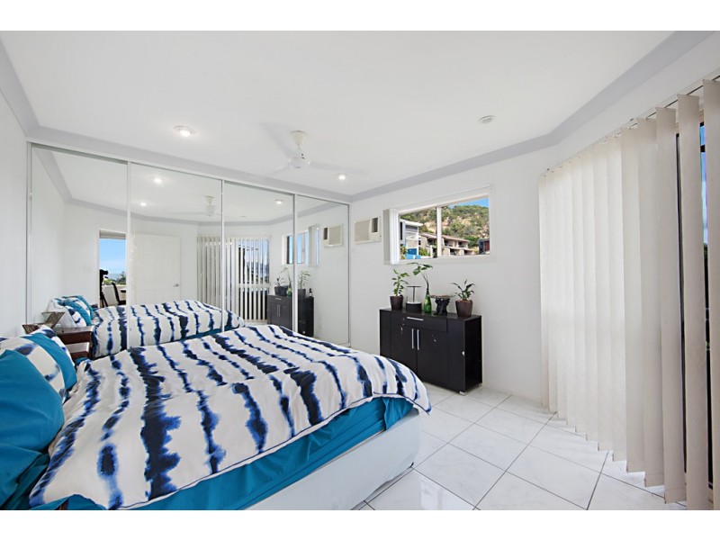 2/320 Stanley Street, North Ward QLD 4810