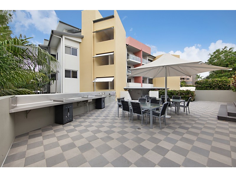 8/96-98 Mitchell Street, North Ward QLD 4810