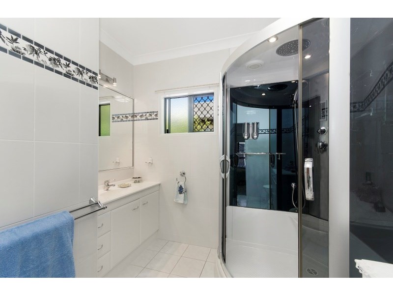 5 Tracey Street, Balgal Beach QLD 4816