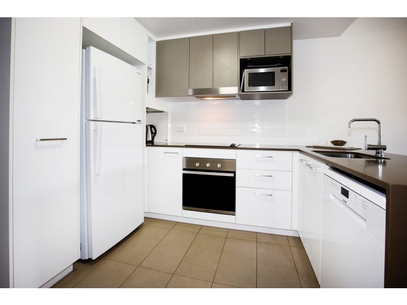 151/1B Sporting Drive, Thuringowa Central QLD 4817