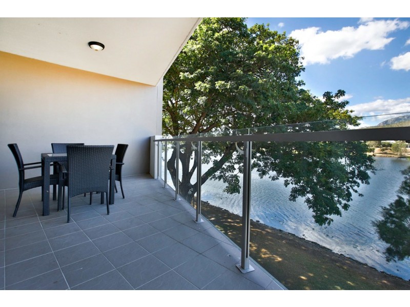 151/1B Sporting Drive, Thuringowa Central QLD 4817