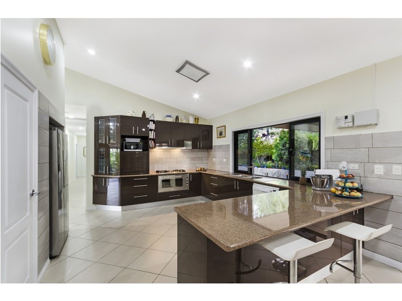 4 Mount Kulburn Drive, Jensen QLD 4818