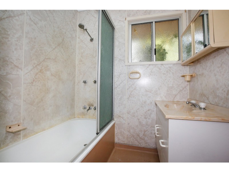 35 Riechelmann Street, Heatley QLD 4814