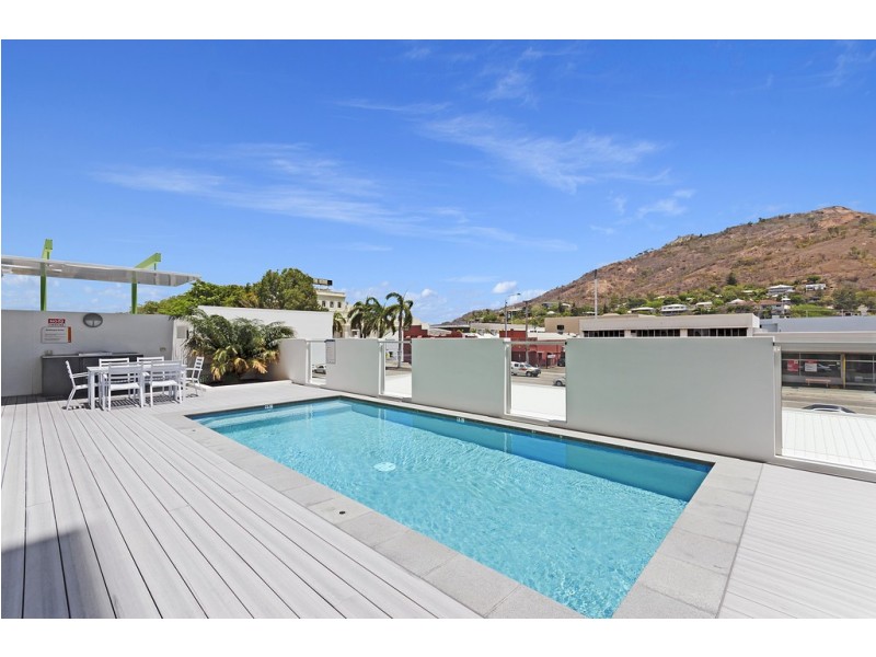 13/3 Kingsway Place, Townsville City QLD 4810