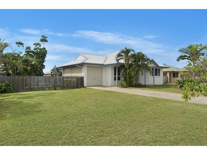 11 Kinnardy Street, Burdell QLD 4818