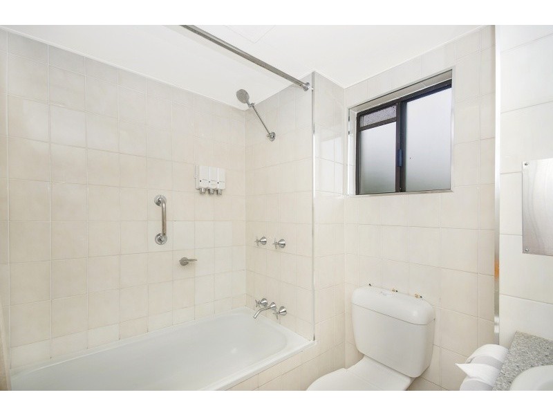 21/63-64 The Strand, North Ward QLD 4810