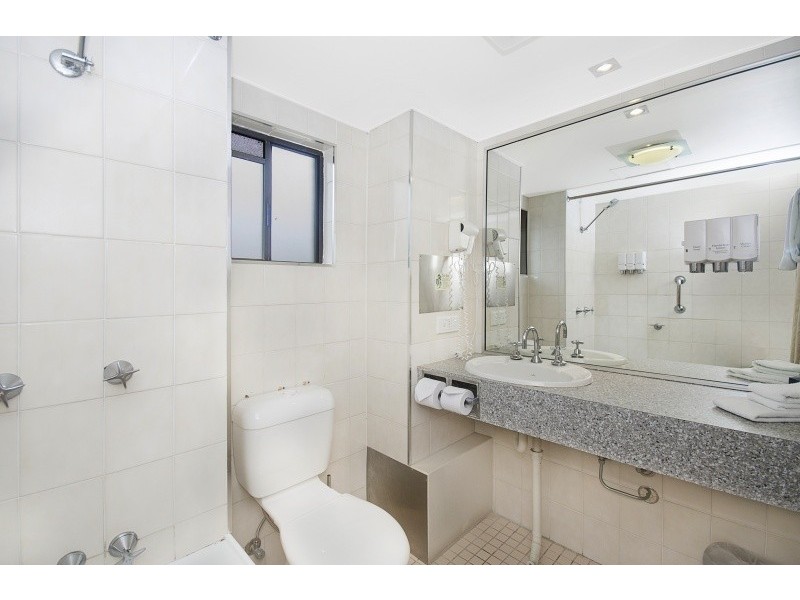 21/63-64 The Strand, North Ward QLD 4810