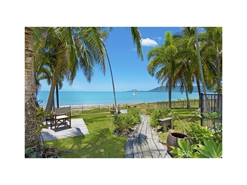 67 Keith Williams Drive, Cardwell QLD 4849