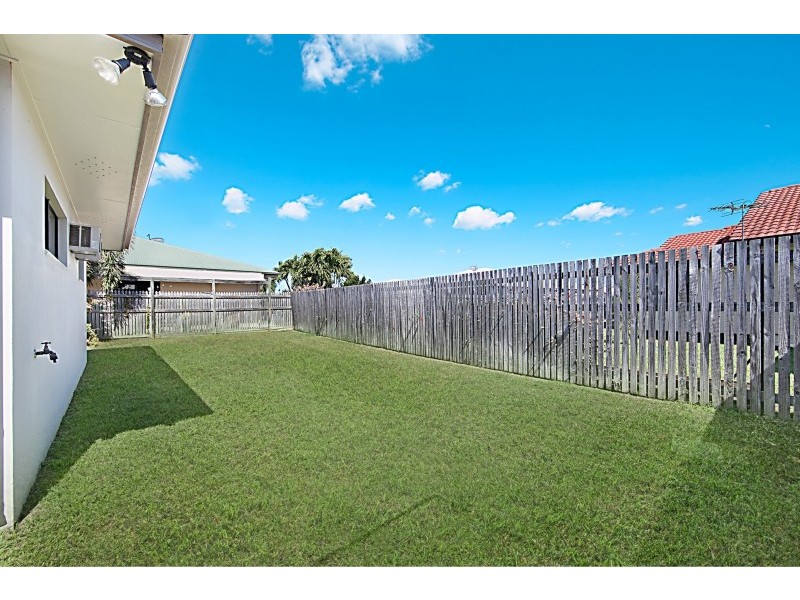 1/12 Bel Air Avenue, Kirwan QLD 4817