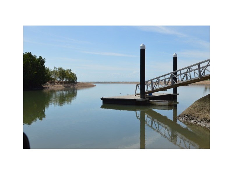 23 The Esplanade, Balgal Beach QLD 4816