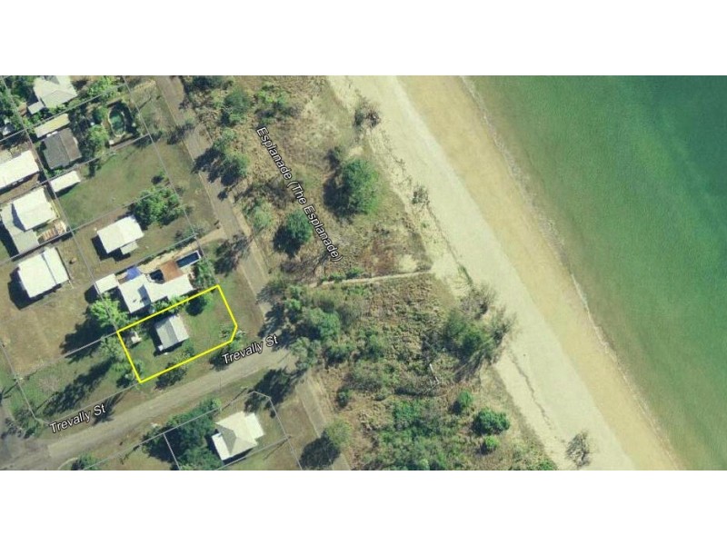 23 The Esplanade, Balgal Beach QLD 4816