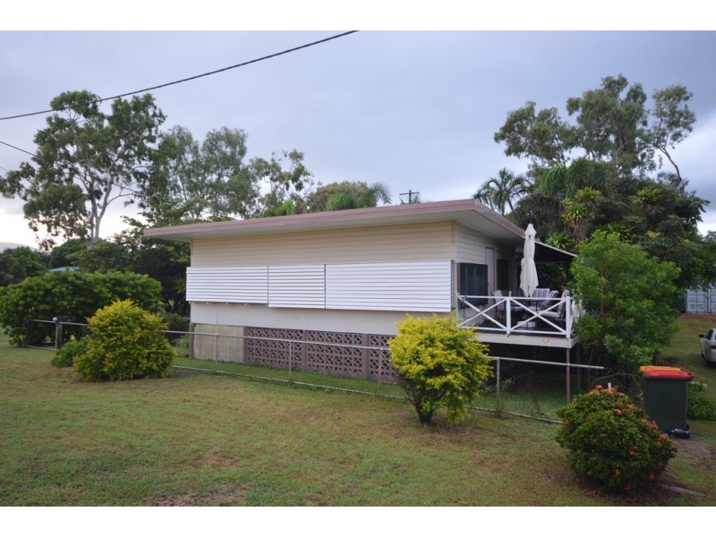 45 Esplanade, Balgal Beach QLD 4816