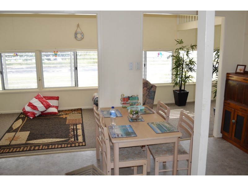 45 Esplanade, Balgal Beach QLD 4816