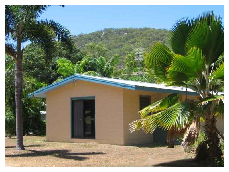 17 The Grove, Nelly Bay QLD 4819